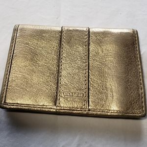 C8,571 Coach Gold Leather ID Wallet